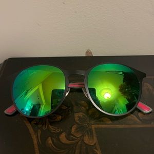 Gucci mirrored round sunglasses